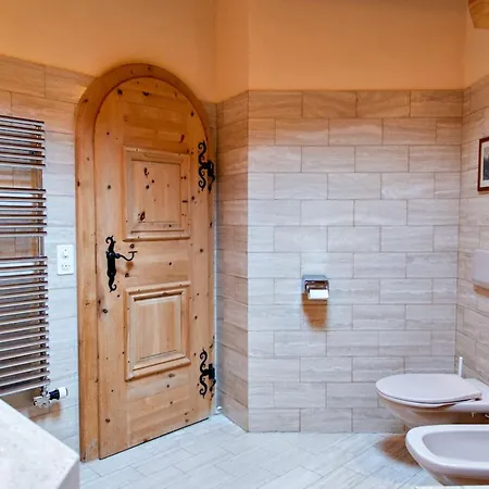 Chesa Romana - Apartment