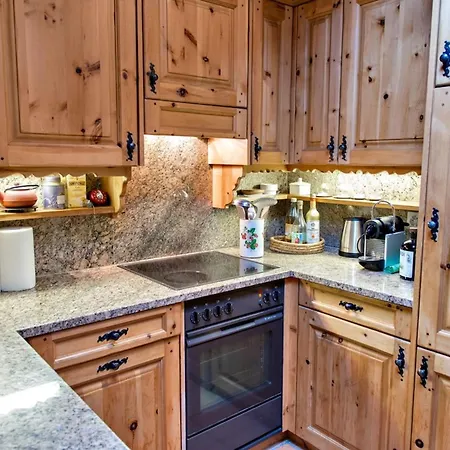 Chesa Romana - Apartment Silvaplana